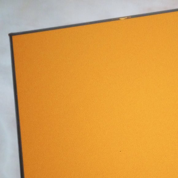 Authentic 8.5" x 8.5" x 3.5" Hermes Box for Gifts, Clothes, Storage - Picture 9 of 9